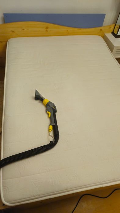 Curatare tapiterii- canapele, fotolii, mocheta,autoturisme,camioane