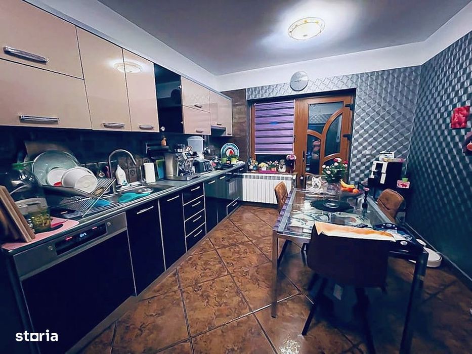 Vilă individuală Pantelimon| teren 518 mp| mobilată| curte amenajată