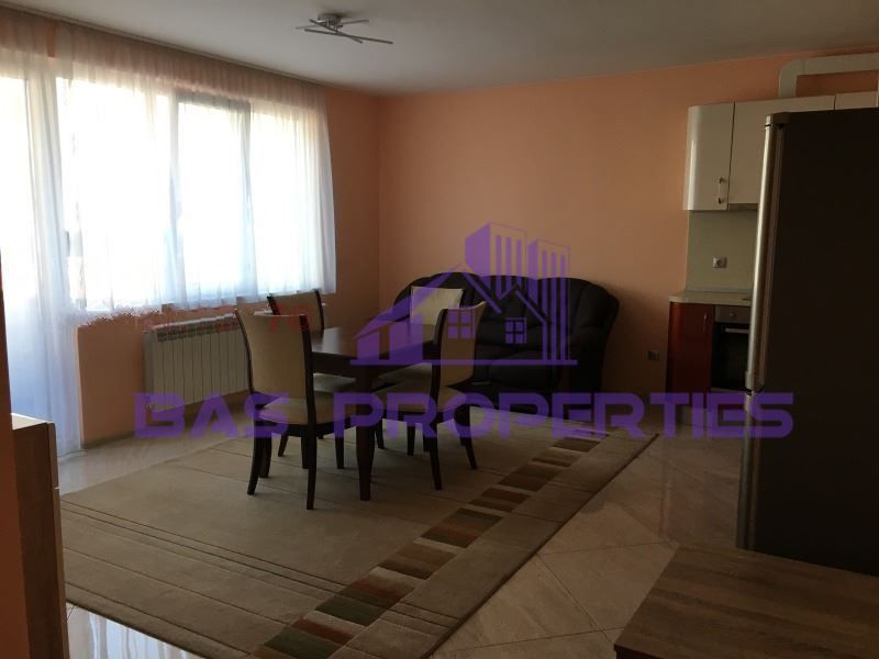 Дава се под наем Двустаен апартамент в София, Витоша - 55 кв.м за 484.5 € - Снимка #1