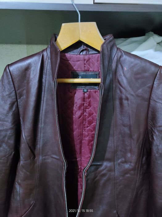 Женские куртки размер48