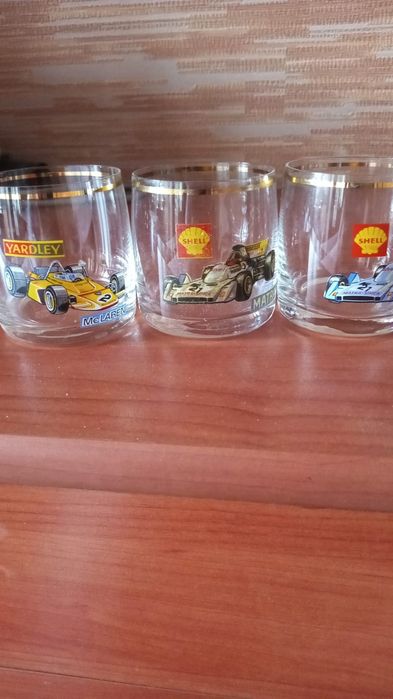 Стаканы продам стекло