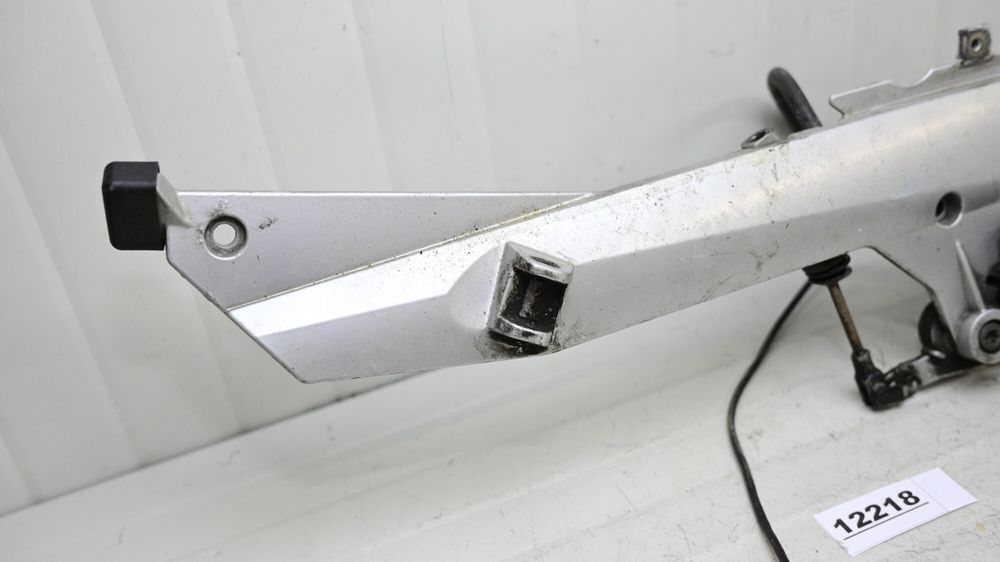 Suport Scarita Dreapta Pedala Cu Pompa Frana BMW R1200RT 2005 - 2009