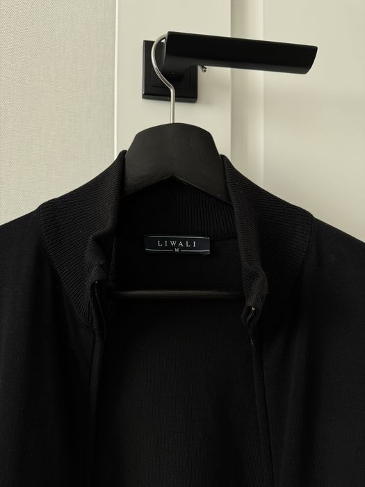 Продам кофты от Zara и брюки