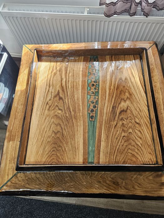 Vând masă de rummy