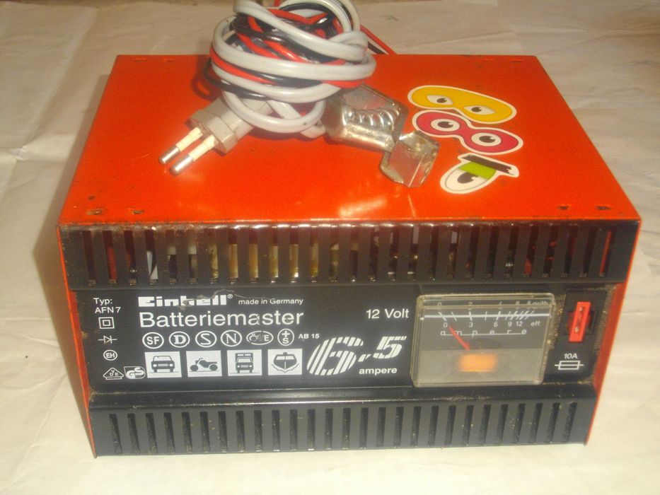 Немски Ексцентър виброшлайф KRESS Зарядно 12V Уред лепене със силикон