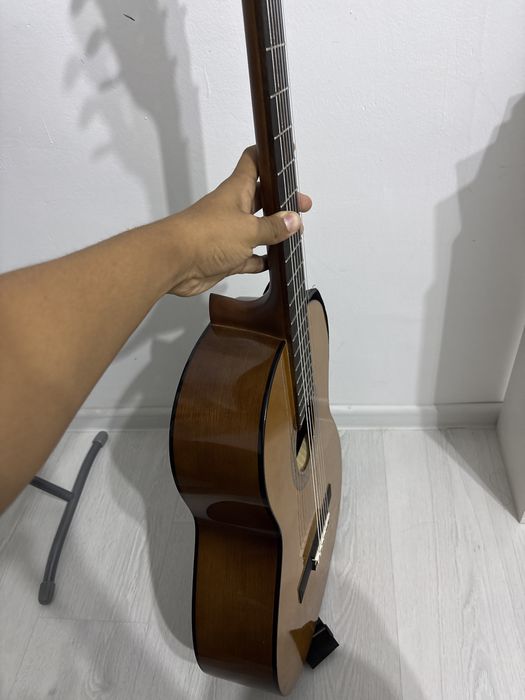 Гитара Yamaha C40