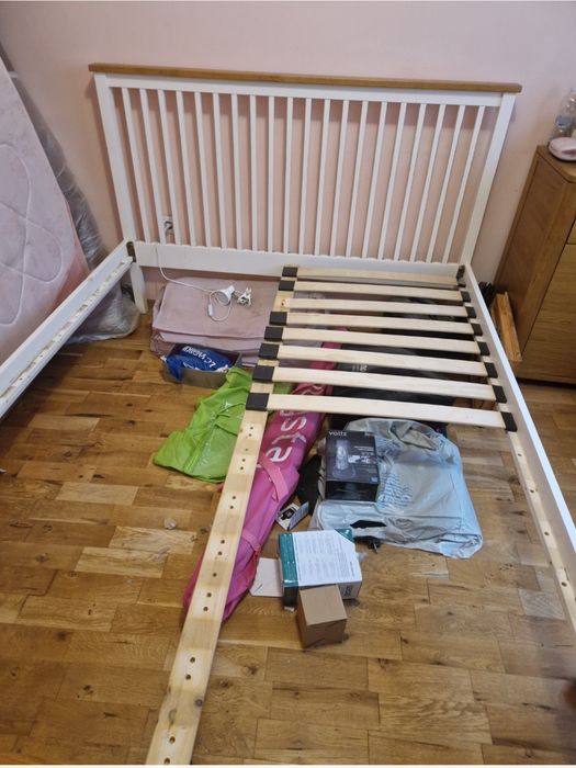 Спалня масив за матрак 140/200