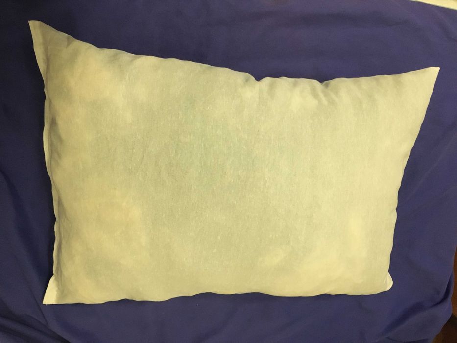 Възглавница с пълнеж от 100% органична, овча вълна.