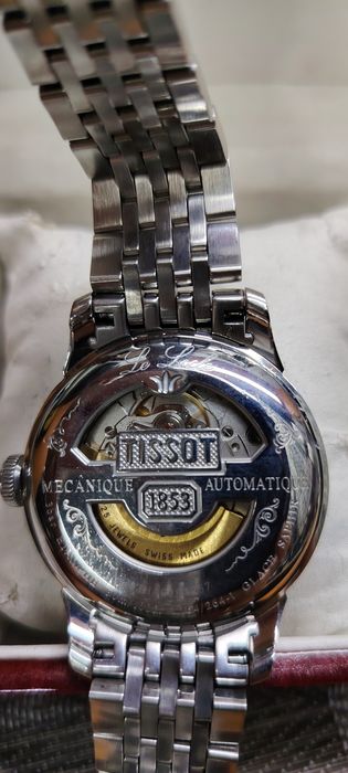 Швейцарские часы Tissot Le Locle