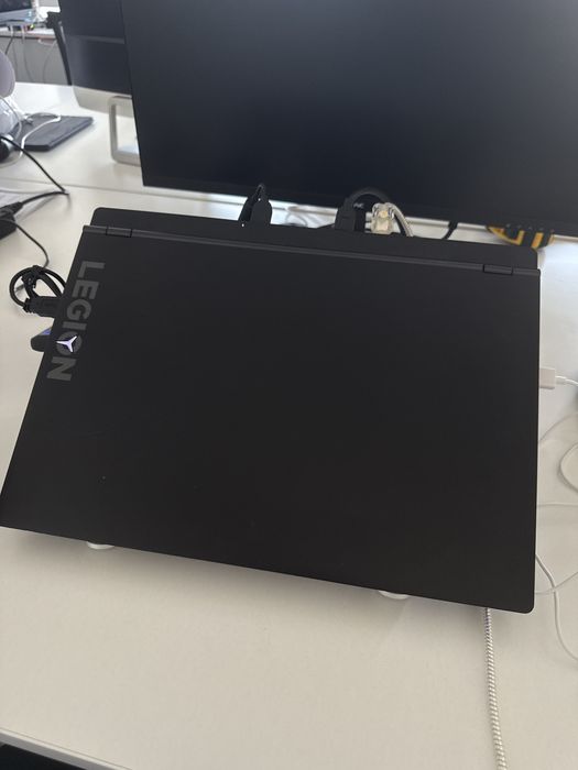 Продам ноутбук Lenova Legion