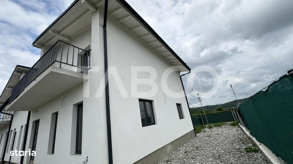 Casa de tip duplex cu curte libera 195 mp acces 2 strazi Mohu Sibiu