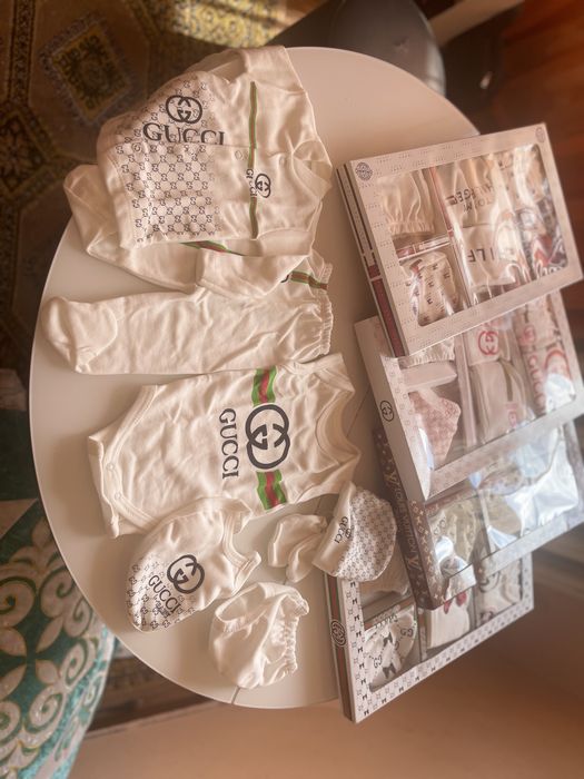 Комплекты для новорожденных