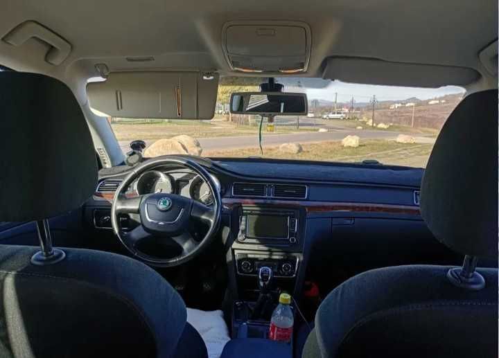 SKODA SUPERB 1.8 Benzină.Propietar