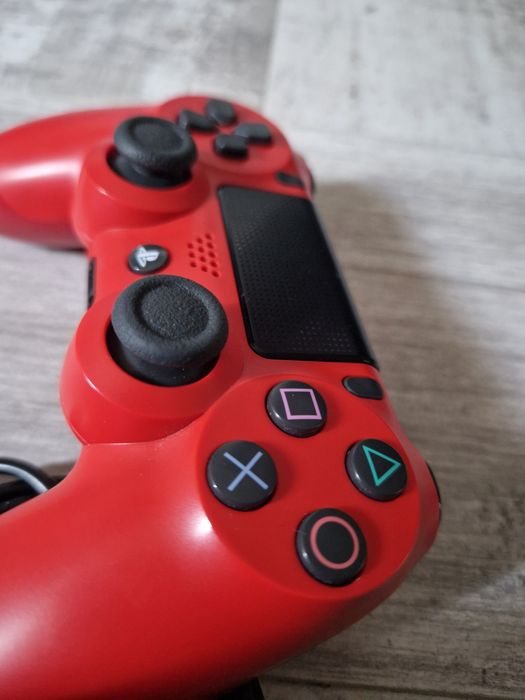 Vând Controller Sony DualShock 4 V2 Original - Magma Red
