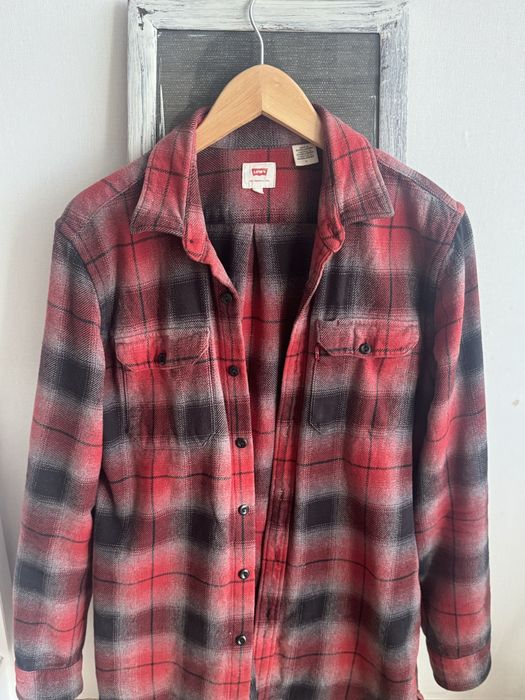 levi’s  рубашки в отличном состоянии