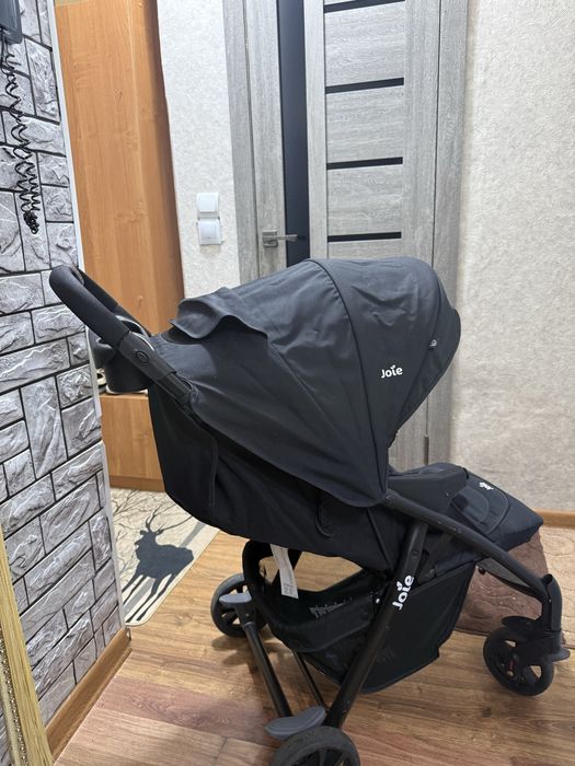 Продам коляску. В хорошем состояние