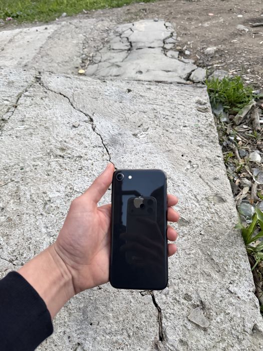 IPhone 8 в хорошем сосстоянием