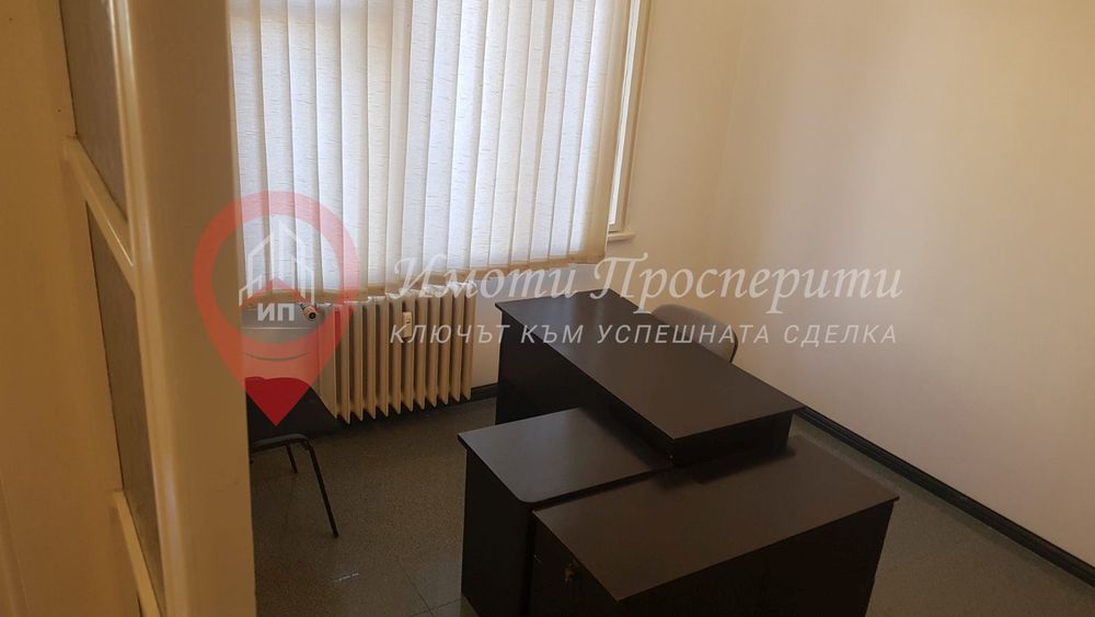 Дава се под наем Четиристаен апартамент в София, Център - 96 кв.м за 747.66 € - Снимка #6
