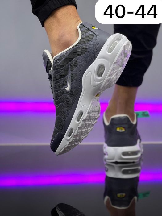 Продавам маратонки