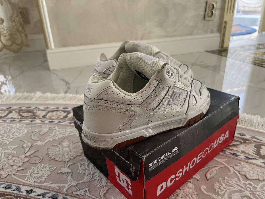 Кроссовки DC STAG White удобные к носке