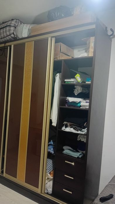 Продам мебель , шкаф большой