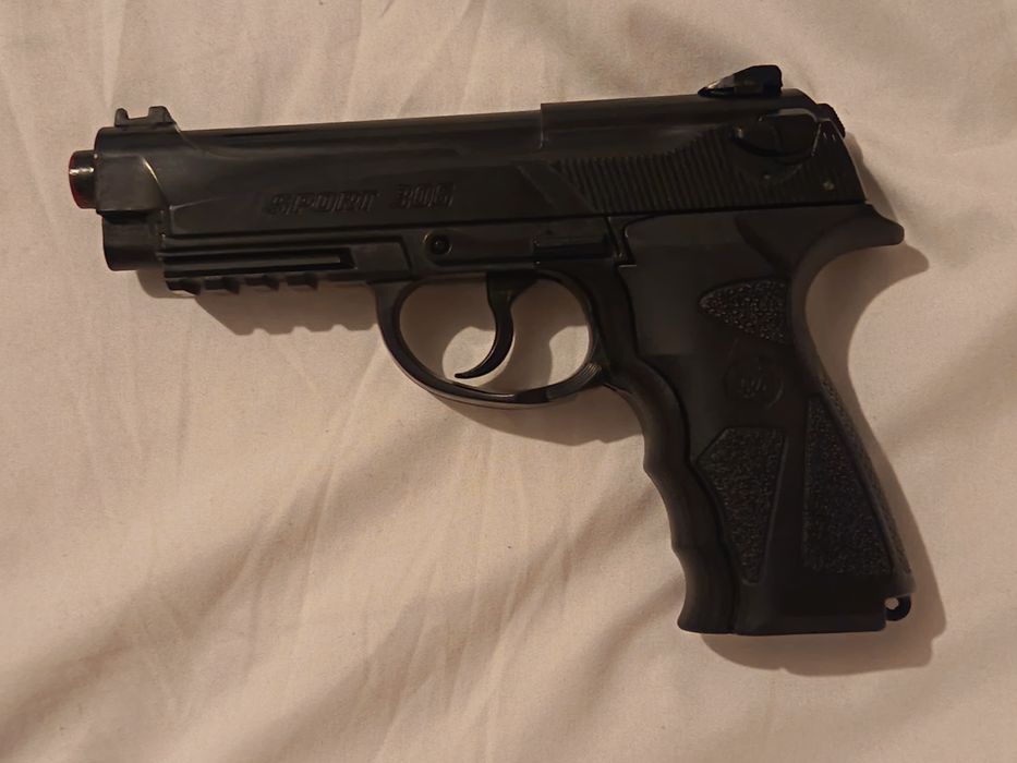 Pistol Beretta M9/ Taurus cu capsule CO2