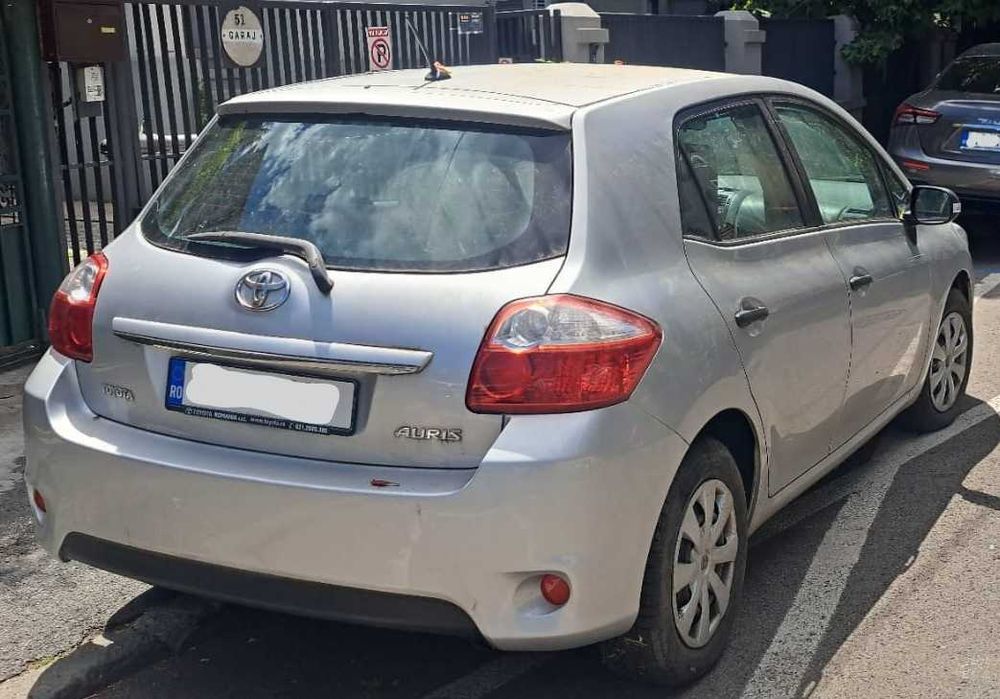 Toyota Auris benzina
