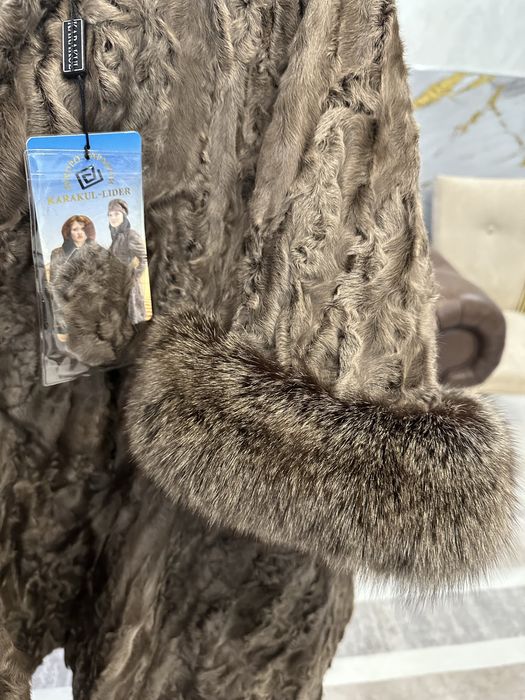 Продам новую шубу, Каракуль