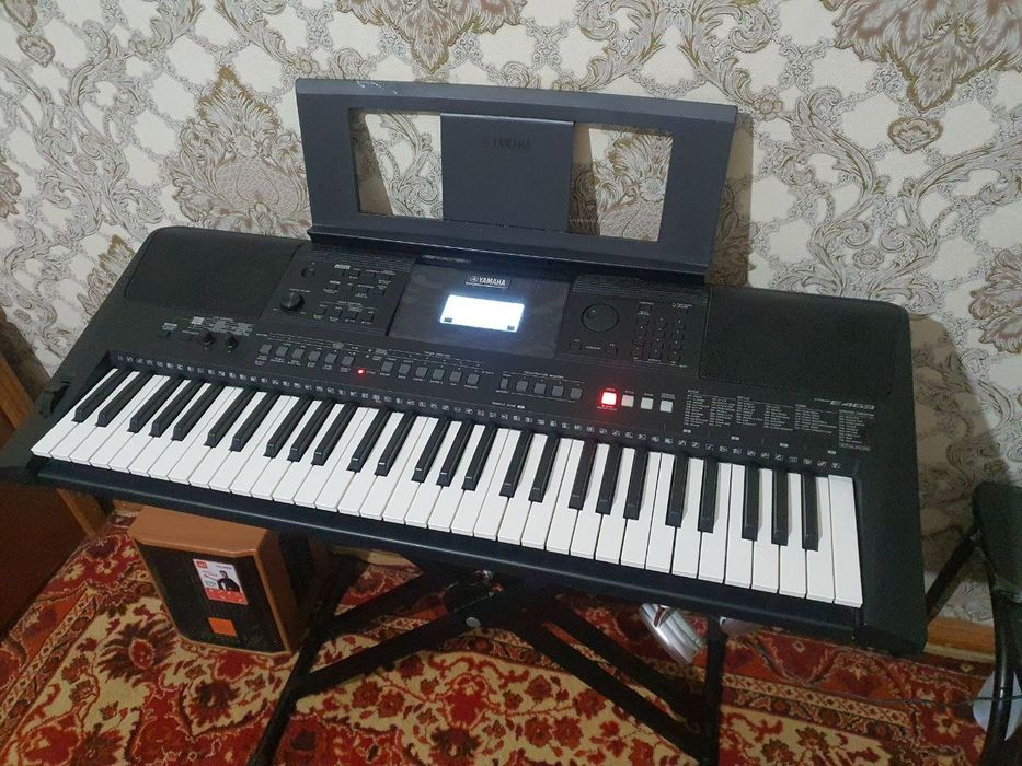 Стойка для  синтезатора и пианино