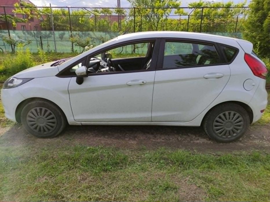 FORD Fiesta 2012 — imagine 2