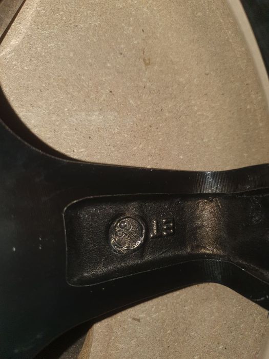 Продам диски с шинами