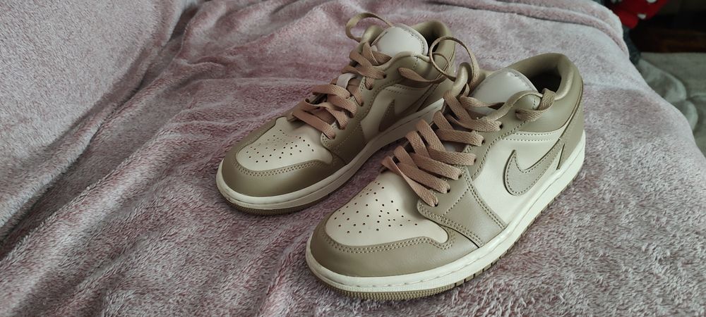 Sneakers  Air Jordan 1 Low  de Femei size 39