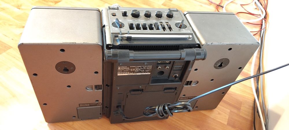 Касетофон уретба Hitachi