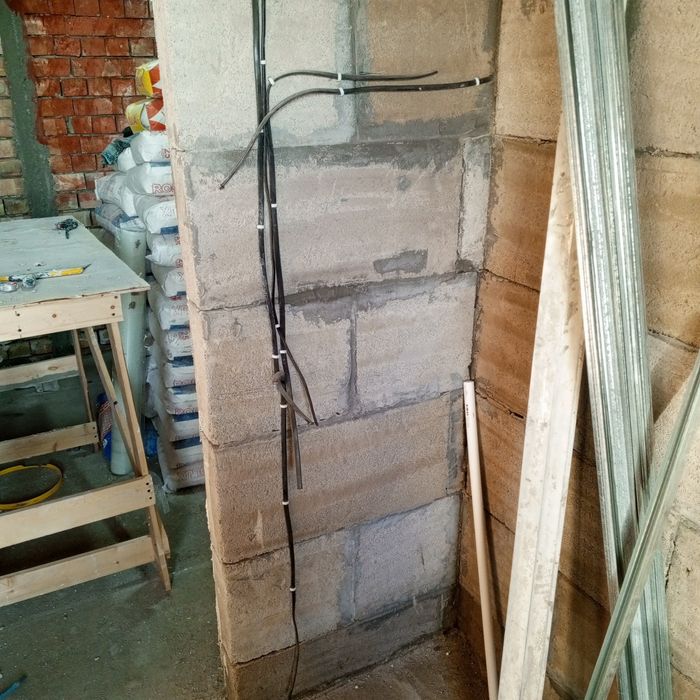 Кафел электрика малярка