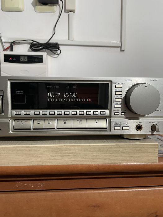 Cd player Technics SL PG 520a +Tuner ST G 570