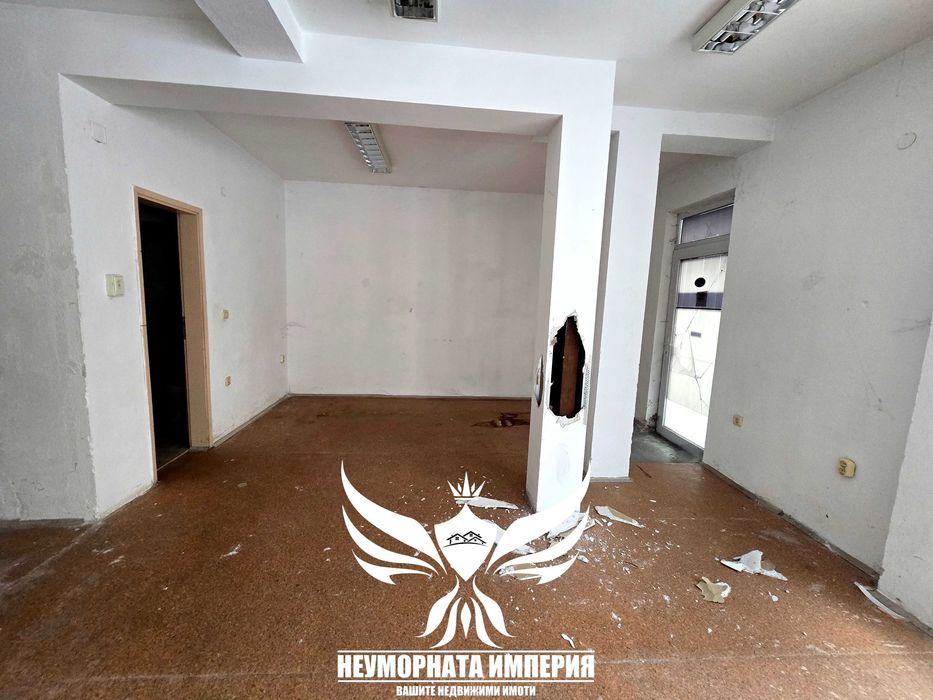 Продавам магазин, помещение, офис на два етажа с 288РЗП в гр.Асеновград, кв.Стадиона