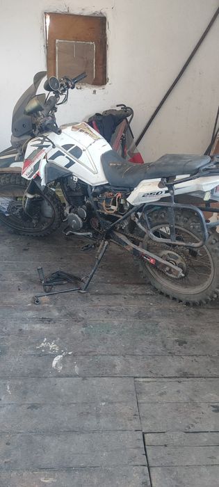 Мотоцикл индура ..