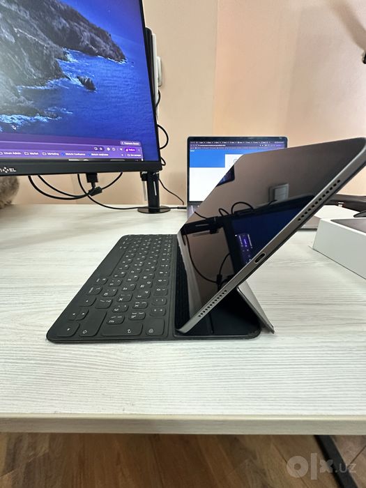 ОРИГИНАЛ!! iPad Air 4 (256GB) Wifi + Pencil 2 gen + Apple Keyboard