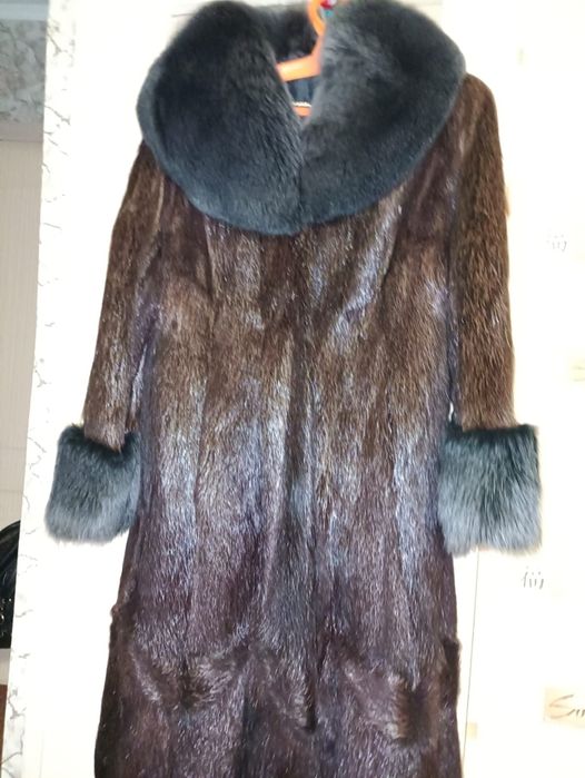 Шуба нутриевая новая