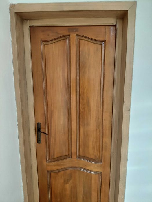 Usa intrare cu toc din fag lemn masiv deschidere dreapta dimensiuni standard 88 x 202 cm