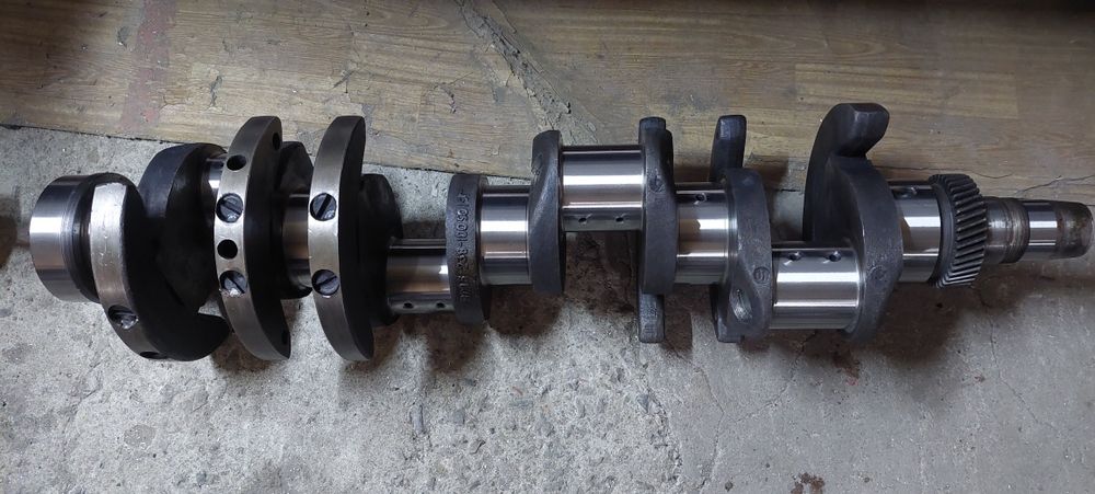 Коленвал ЯМЗ - 238 , 7511 , НД-5