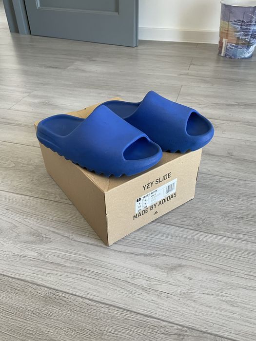 Yeezy Slide Azure