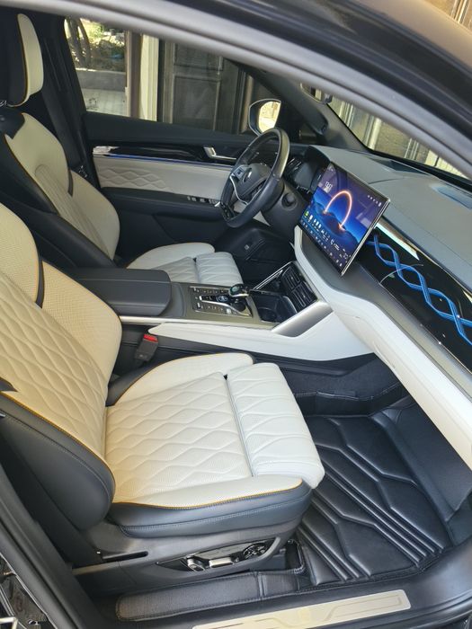 BYD TANG Ev 730км Рестайлинг 7 месталик Капитанский сиденя энг фули
