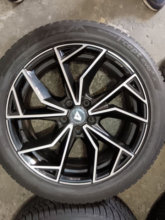 Set jante aliaj prindere 5x114.3 et 50 cu anvelope iarna 235/50/19 kia Hyundai mazda Renault Nissan