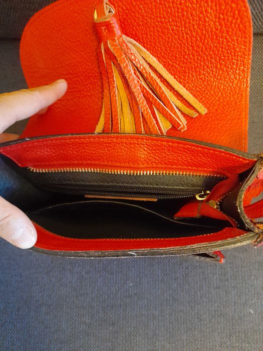 Geanta rosie din piele