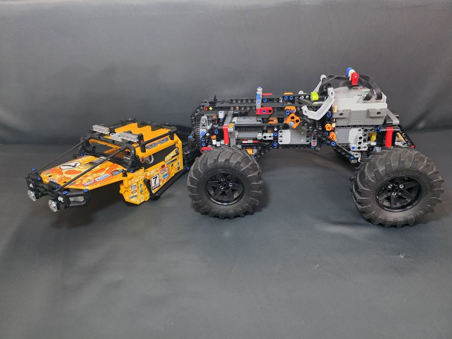 LEGO Technic Экстремальный внедорожник 42099