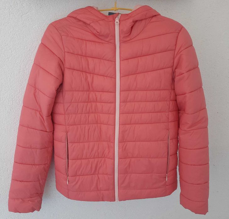 Дамски връхни дрехи якета и палта