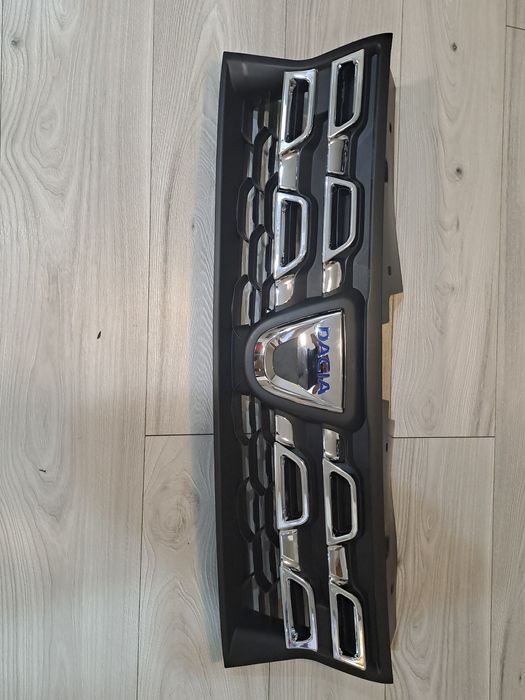 Vand grila Dacia Duster 2014 2017