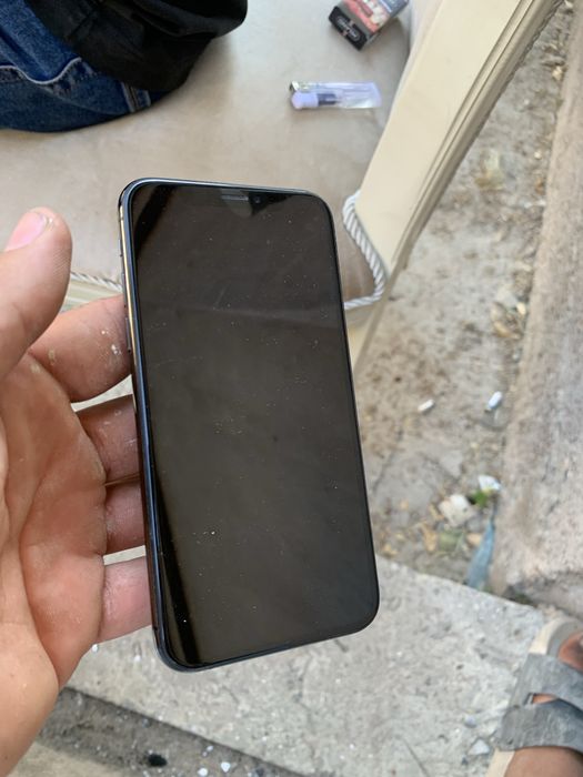 Iphone XS sotiladi