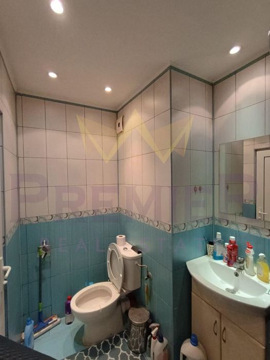 Продава се Тристаен апартамент в Бургас, Славейков - 66 кв.м за 2023 €/кв.м - Снимка #8